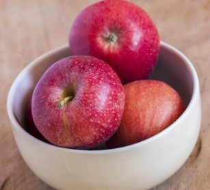 Small Red Apple | 3 Pieces